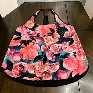 Lululemon tank